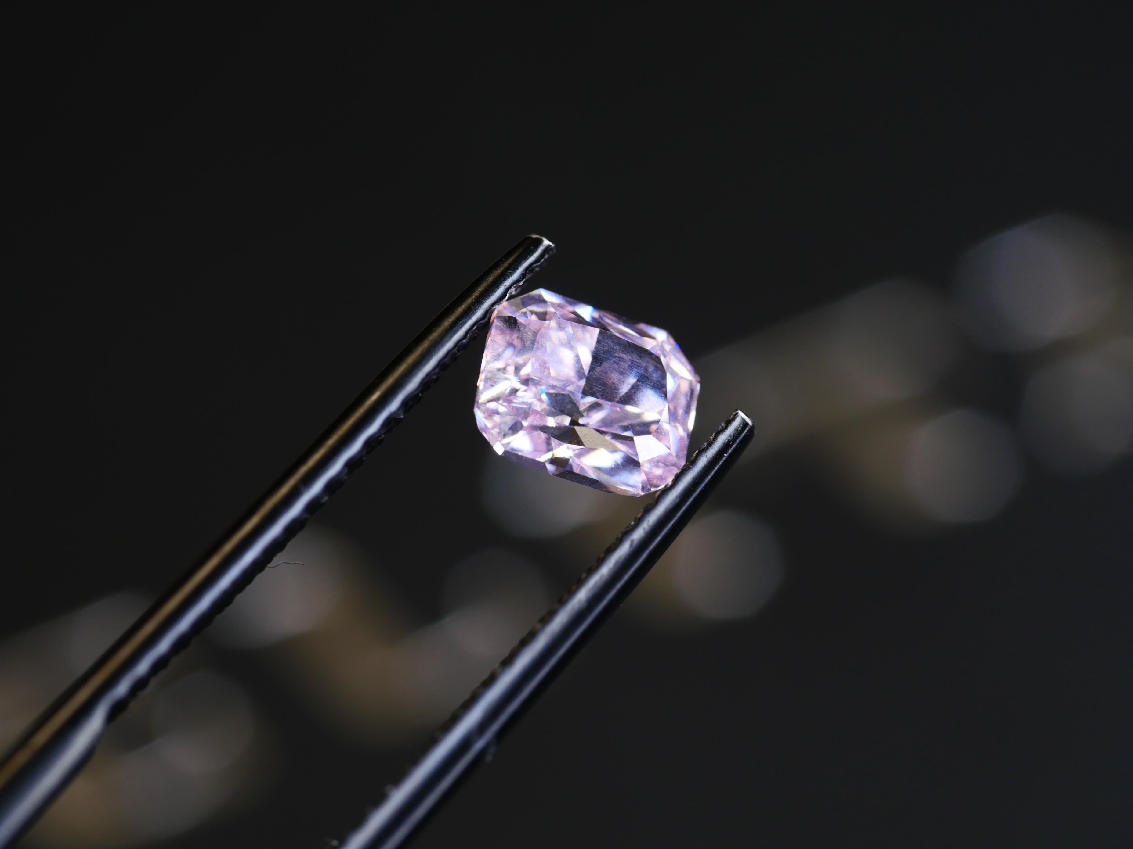 GIA Certified 1.01 Fancy Intense Pink Rectangular Brilliant Cut Diamond For Sale 6