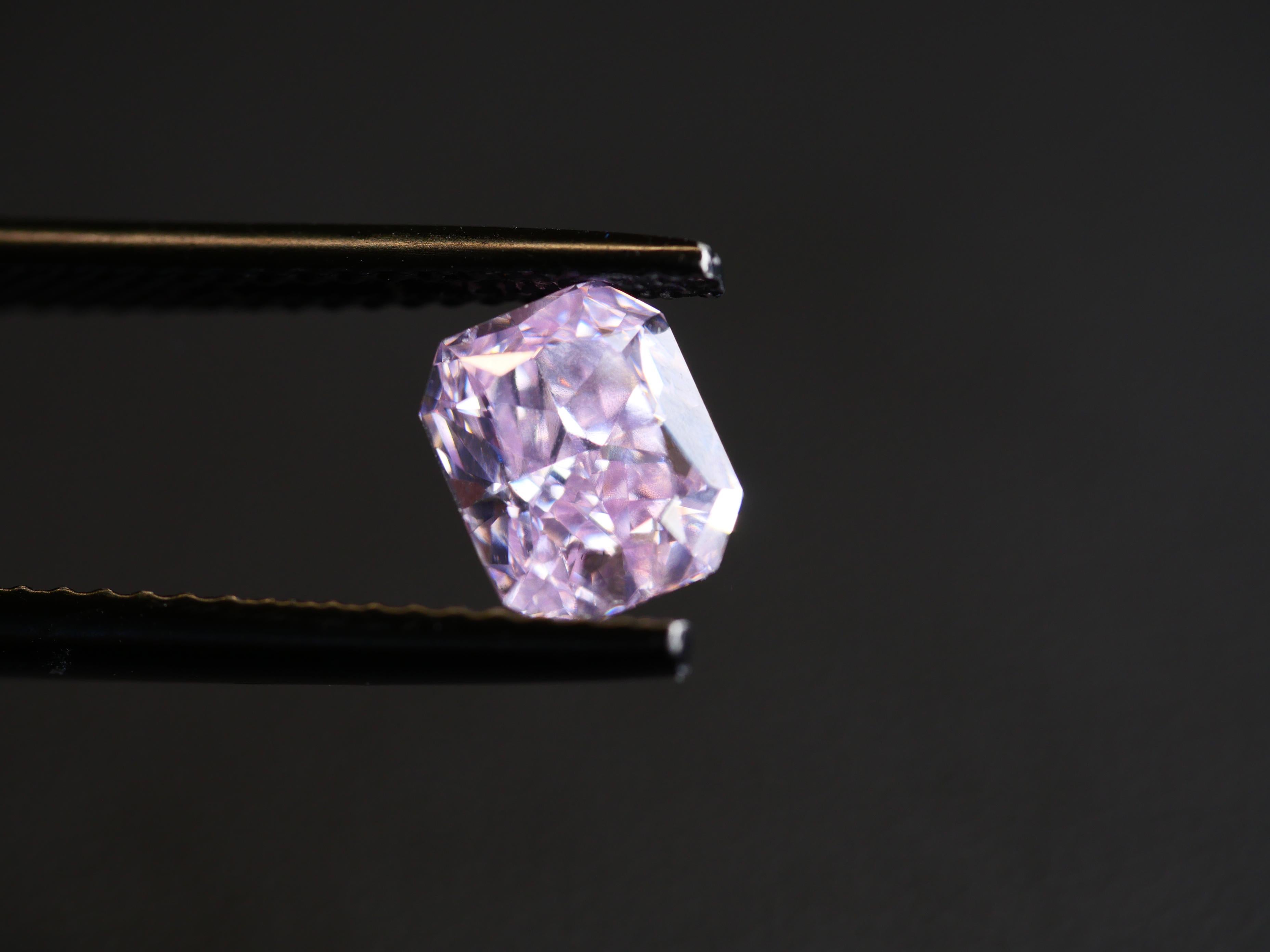 GIA Certified 1.01 Fancy Intense Pink Rectangular Brilliant Cut Diamond For Sale 8