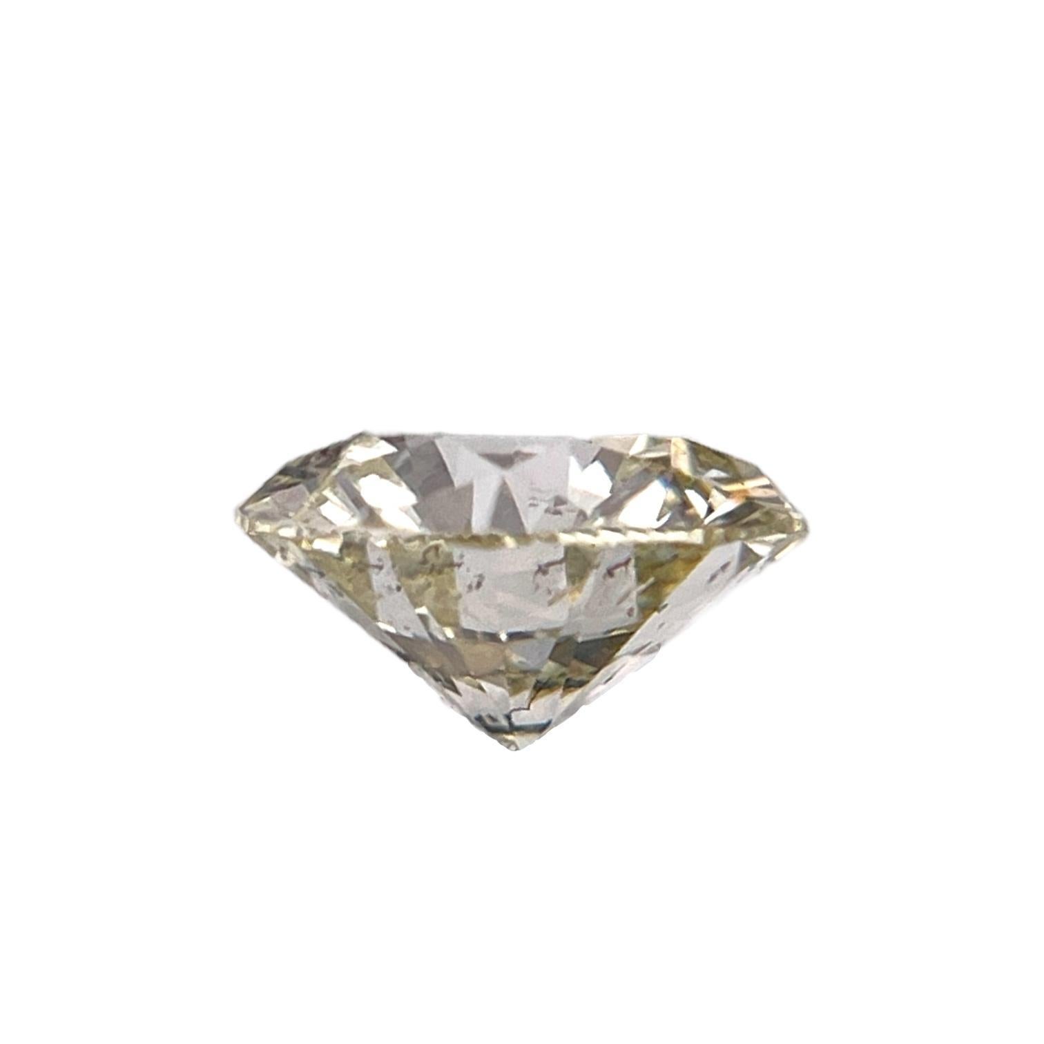 Modern GIA Certified 1.01 TCW Round Q-R Natural Diamond For Sale
