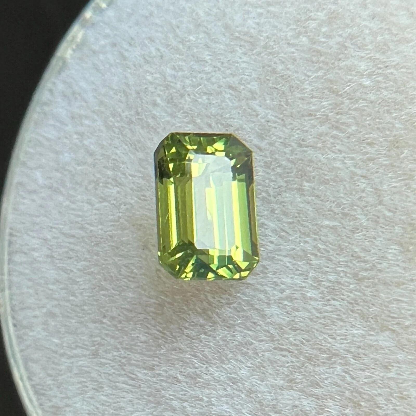 GIA Certified 1.01 Untreated Vivid Green Yellow Sapphire Emerald Octagon Cut Gem For Sale 3