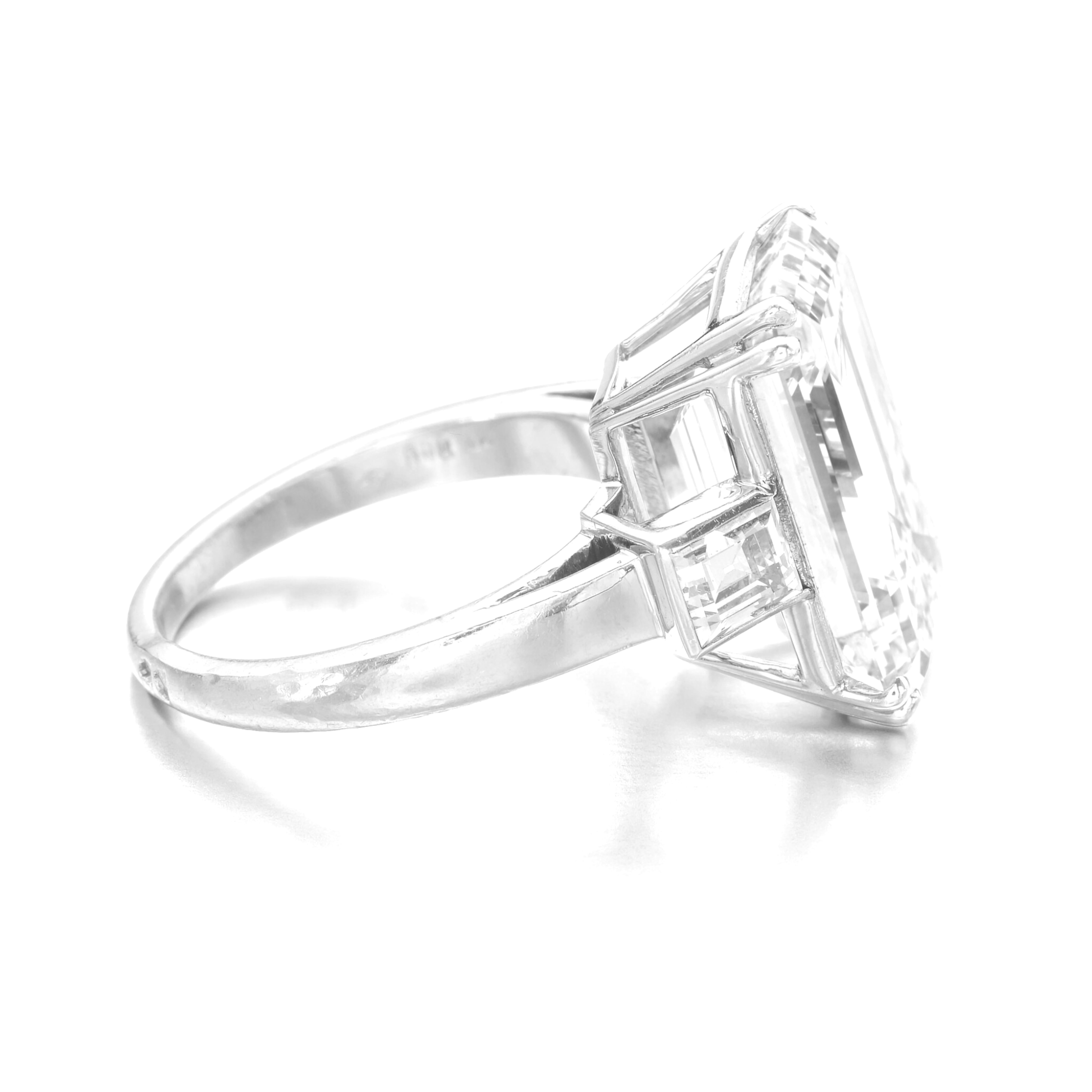 GIA Certified 10.14 Carat Emerald Cut Diamond Platinum Ring In New Condition For Sale In Chicago, IL