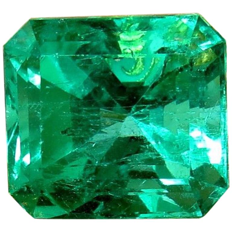 GIA Certified 10.16CT Natural Colombian Green Emerald Square Cut Collector Vivid