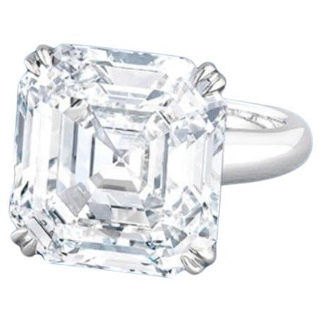 GIA Certified 10.19 Carat Asscher Cut Diamond Platinum Ring In New Condition For Sale In Chicago, IL