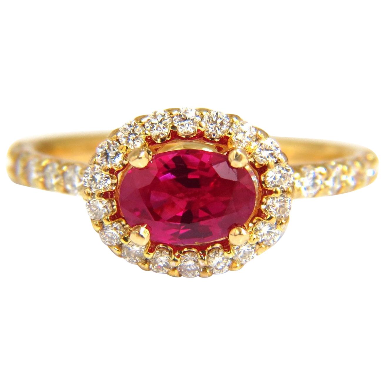 Bague en or 14 carats à couvercle surélevé avec rubis rouge de taille ovale de 1,01 carat et diamants de 0,50 carat certifiés GIA