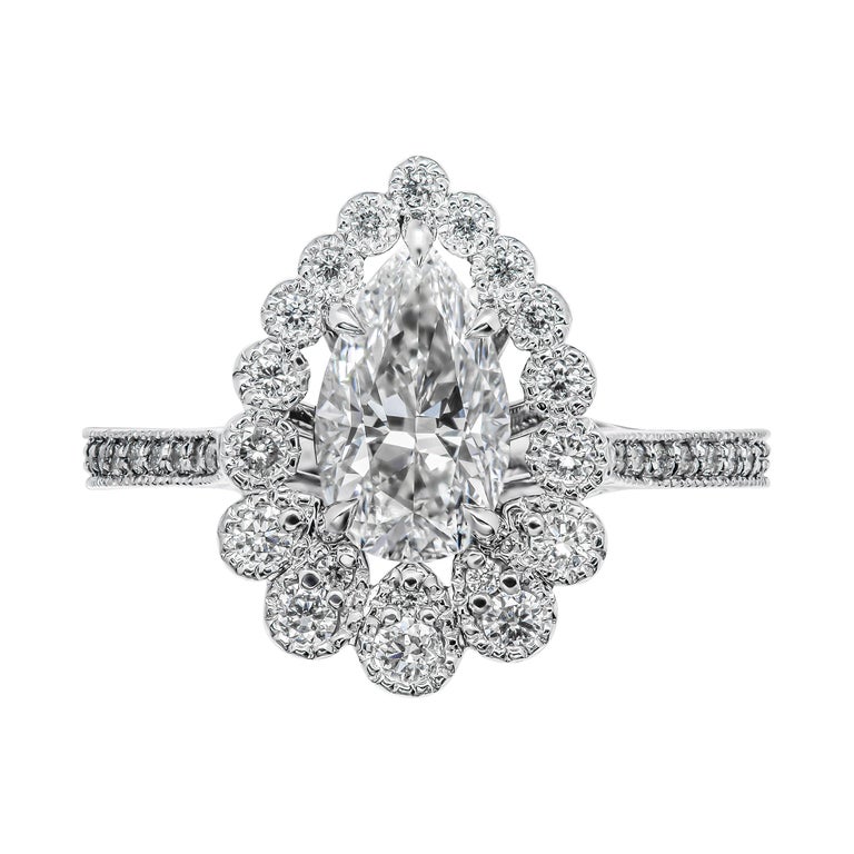 GIA Certified 1.01 Carat Pear Shape Diamond Engagement Ring For Sale at ...