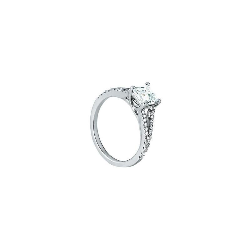 GIA Certified 1.01ct Princess Solitaire Entwined Prong Split Shank Diamond Ring In condizioni Nuovo in vendita a New York, NY