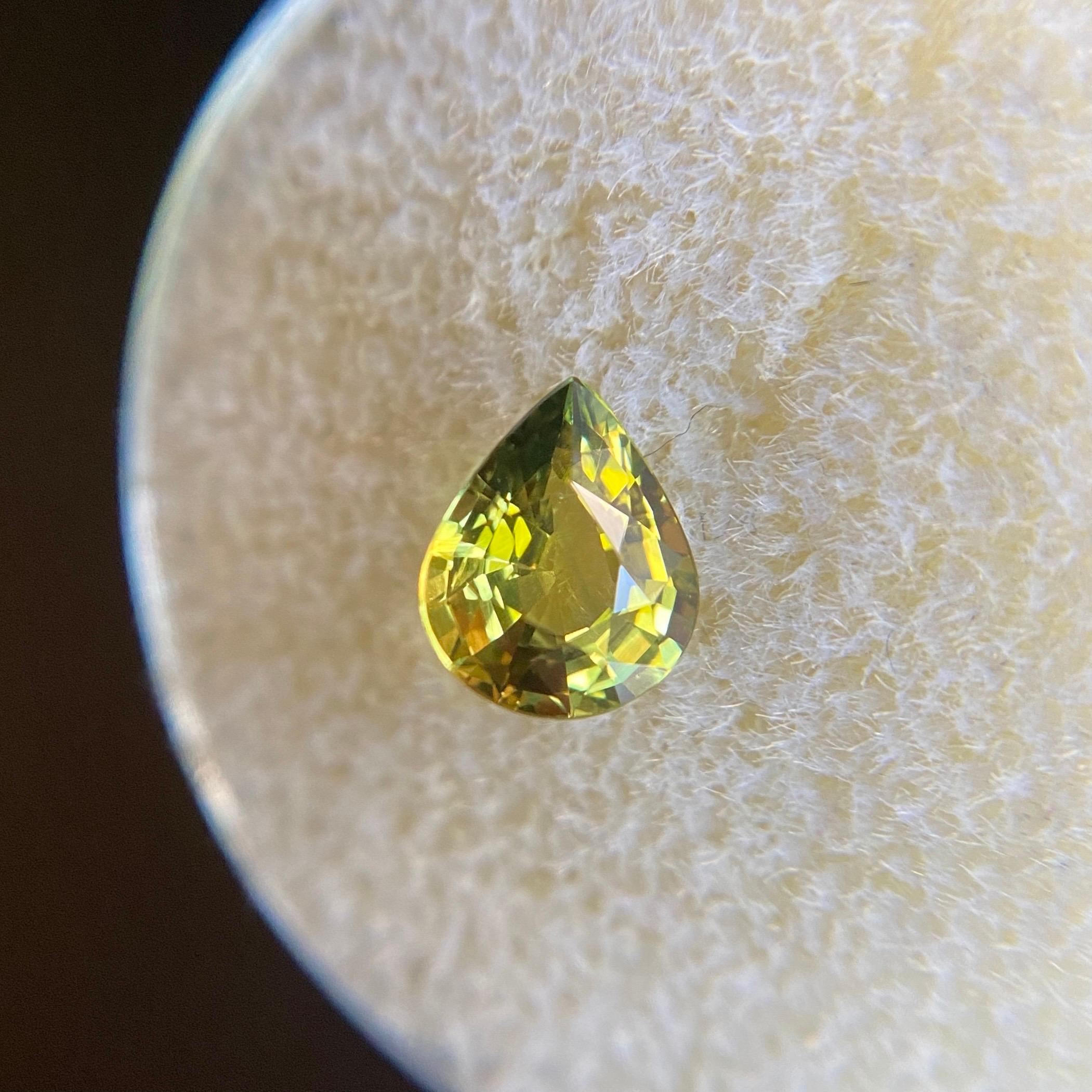 GIA Certified 1.01ct Untreated Vivid Yellow Sapphire Pear Teardrop Cut Gem In New Condition For Sale In Birmingham, GB
