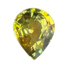 Gemma con taglio a goccia di zaffiro giallo vivido non trattato certificata GIA da 1,01 ct.