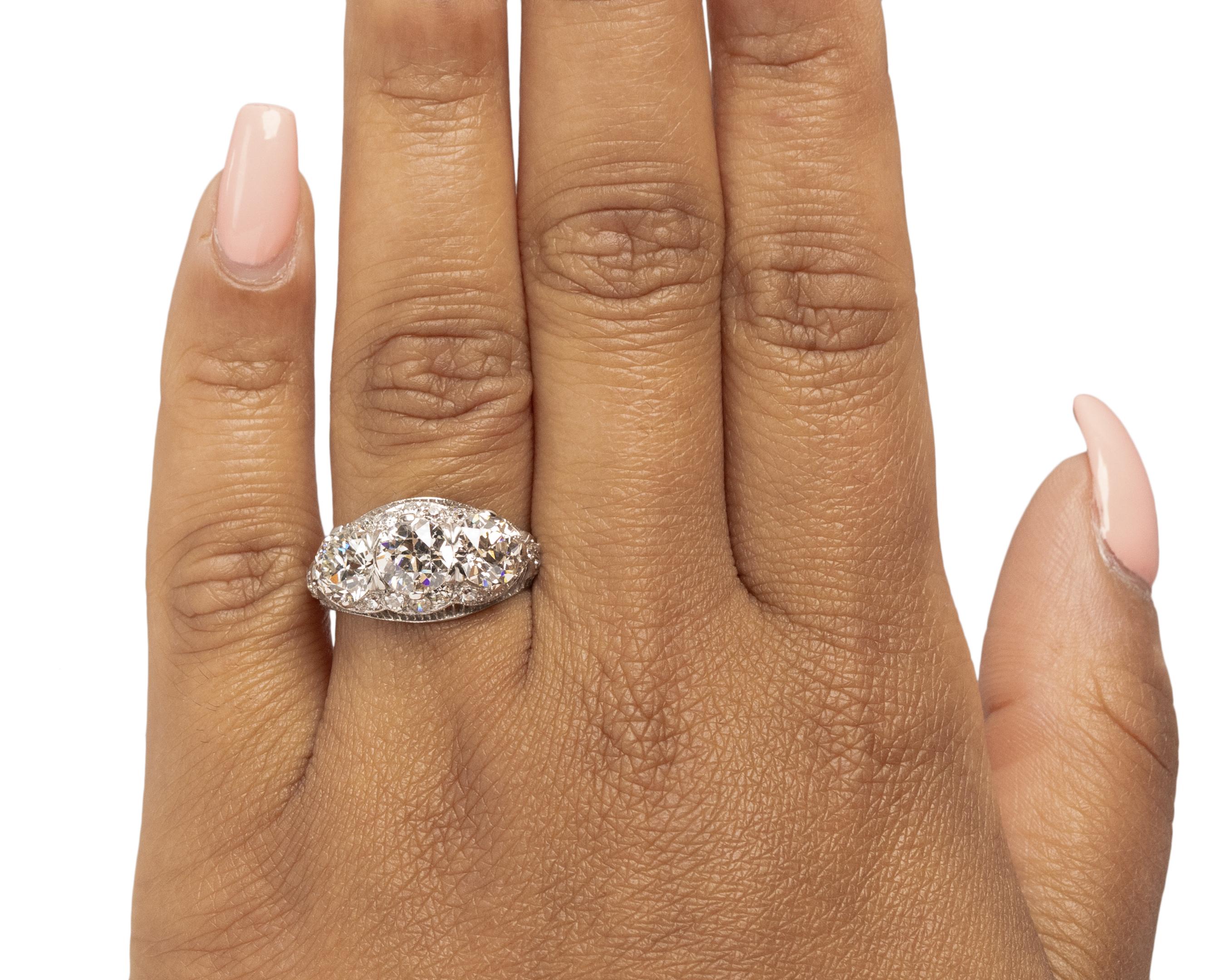 Women's GIA Certified 1.02 Carat Art Deco Diamond Platinum Engagement Ring For Sale