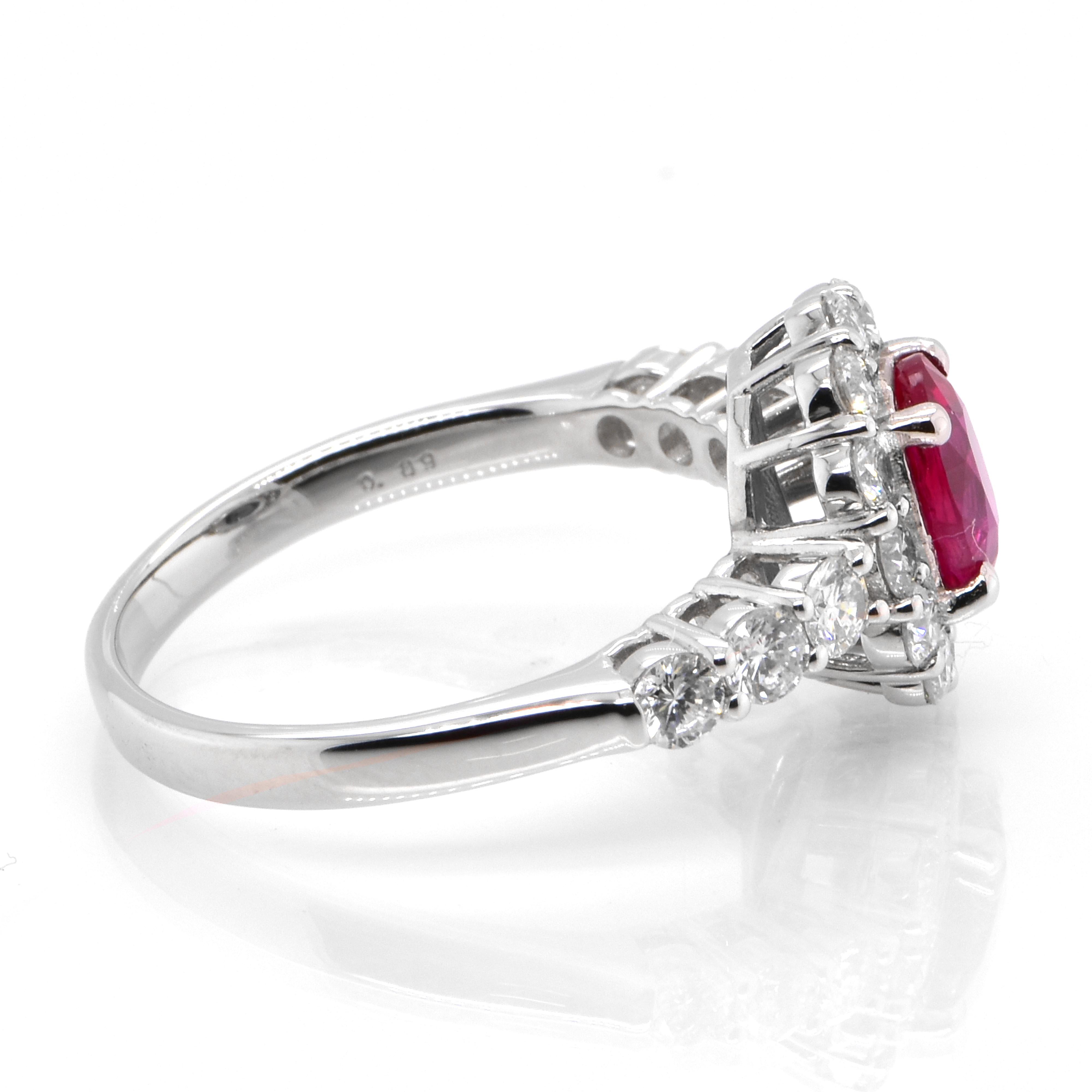 GIA Certified 1.02 Carat Burmese Origin Ruby and Diamond Ring Made in Platinum In New Condition For Sale In Tokyo, JP
