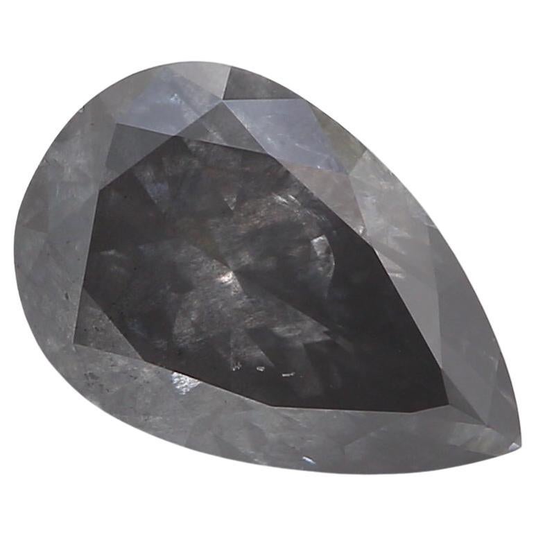 Zertifikat: GIA
Berichtsnummer: 7328782476
Form und Schliff: Birne
Karatgewicht: 1.02 Karat
Abmessungen: 7,88 x 5,23 x 3,60 mm
Farbton: Fancy Dark Violetish Gray

Dieser dunkelviolettgraue Fancy-Diamant ist ein seltener und fesselnder Diamant, der