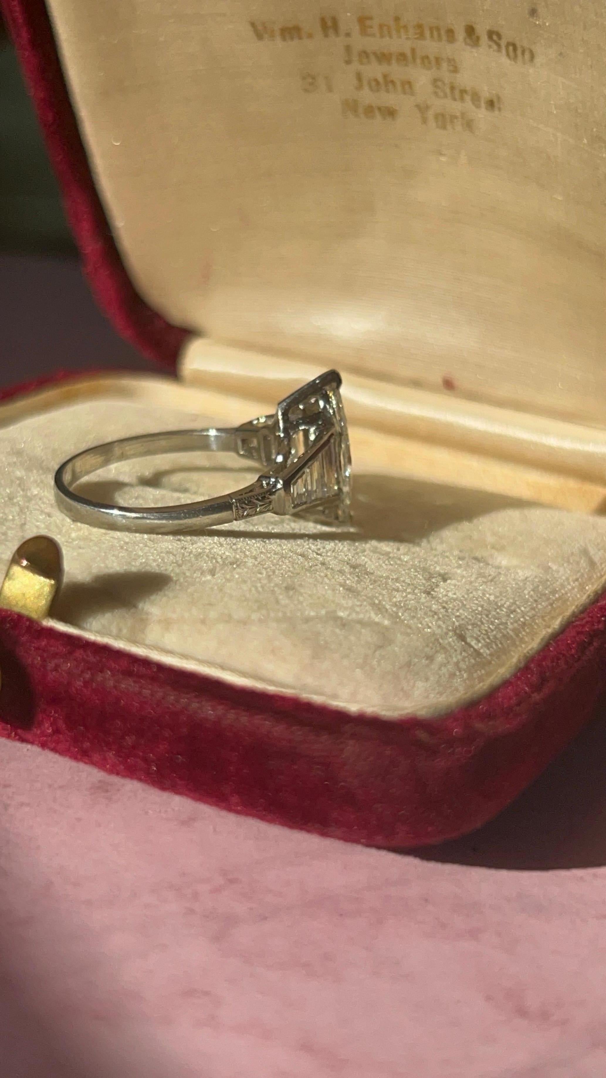 Women's GIA Certified 1.02 Carat Marquise Cut Diamond Engagement Ring