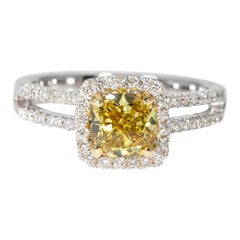 GIA Certified 1.02 Carat Ninacci Couture Diamond Engagement Ring