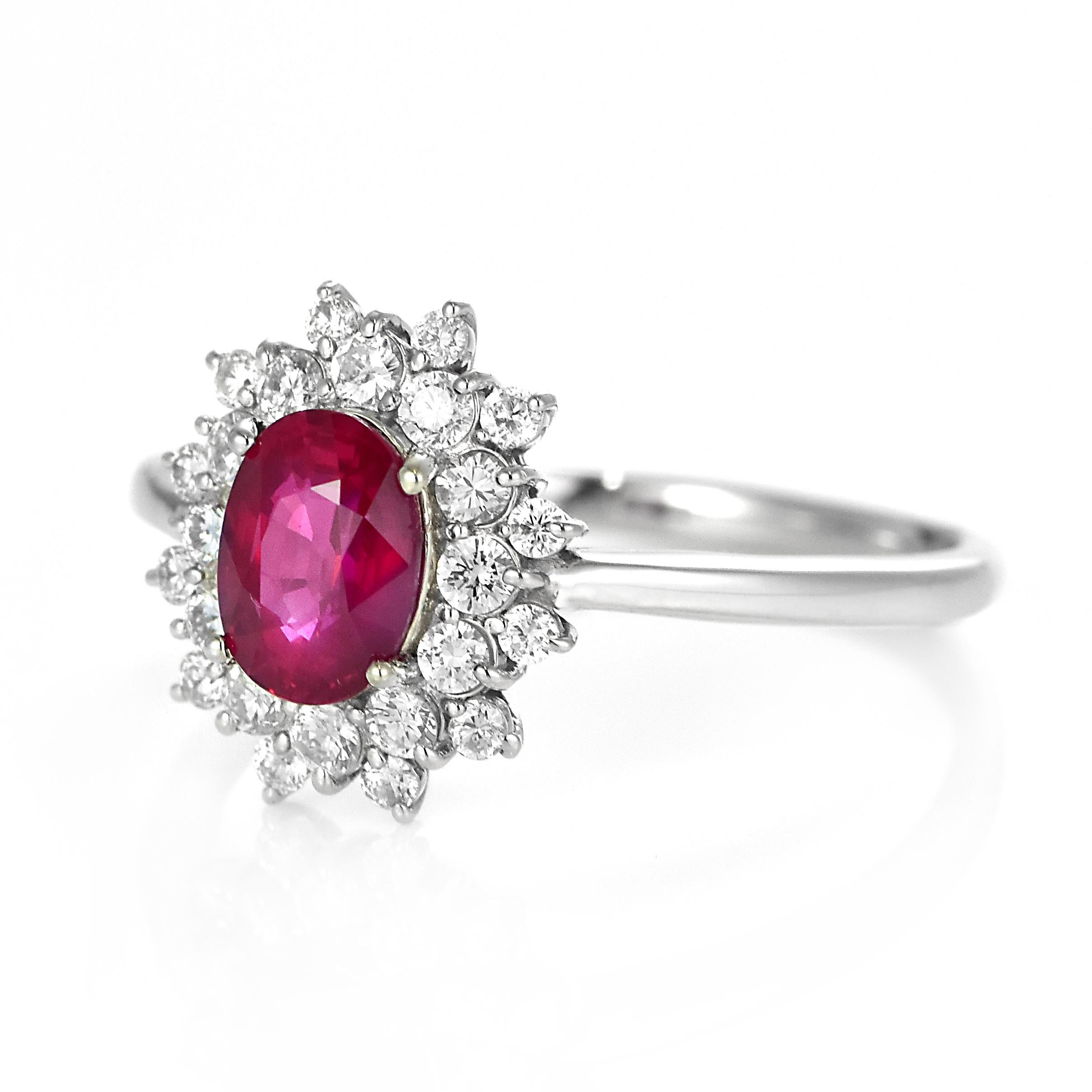 Modern GIA Certified 1.02 Carat Pigeon's Blood Red Burmese Ruby Ring Made in Platinum For Sale
