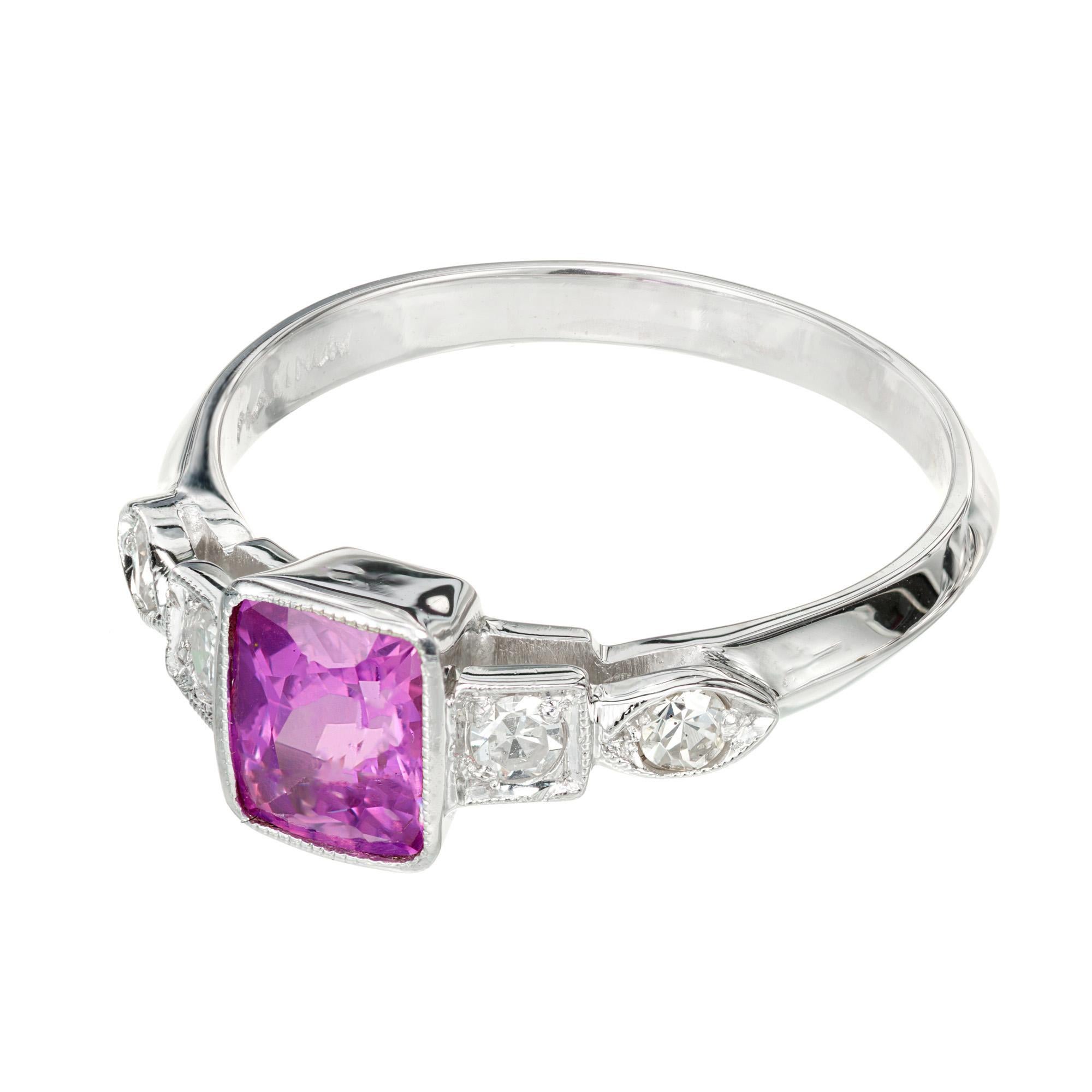 GIA-zertifizierter 1,02 Karat rosa Saphir Diamant Art Deco Platin Verlobungsring (Kissenschliff) im Angebot
