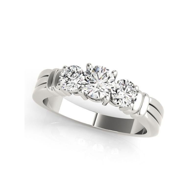 Taille ronde GIA Certified 1.02 Carat Round Three-Stone Ribbed Band Platinum Diamond Ring (bague de diamant en platine à trois pierres rondes certifiées GIA) en vente
