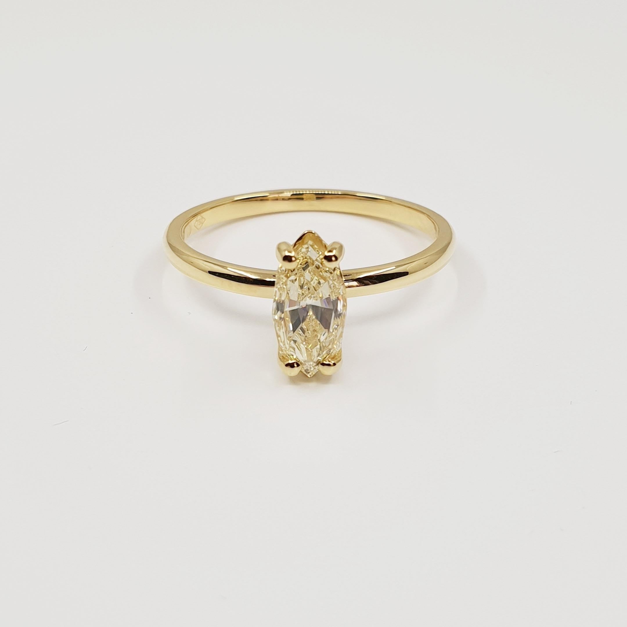 GIA Certified 1.02 Carat S-T/SI1 Marquise Diamond Ring 750 Yellow Gold

750 Gold Solitaire Ring with Marquise GIA Certified Diamond, in High Gloss Polish.   
Four Prong Setting. Size 54.

5 C's:
Certificate: GIA
Carat: 1.02ct
Color: S-T
Clarity: