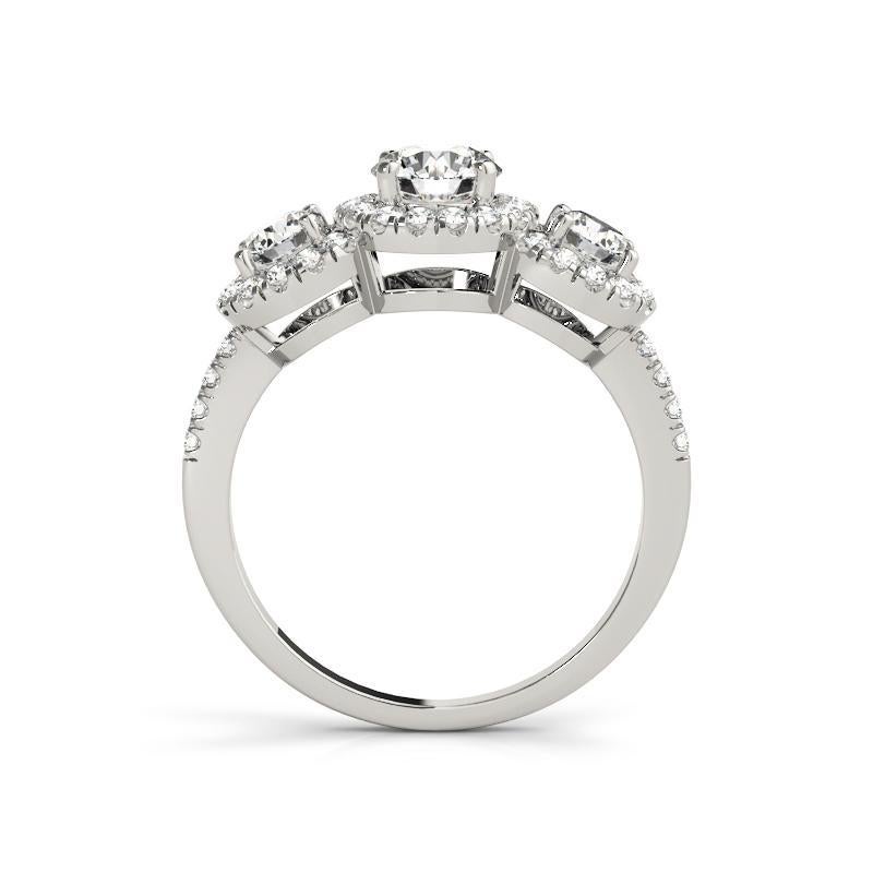GIA Certified 1.02 Carat Vintage Round Halo Cluster Diamond Ring Neuf - En vente à New York, NY