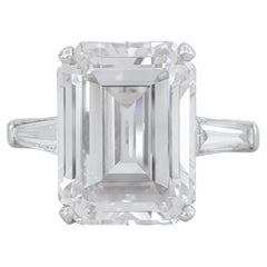Platinring mit GIA-zertifiziertem 10,24 Karat Smaragdschliff