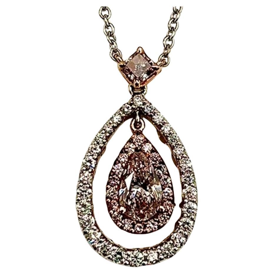 Certifié GIA 1,02 ct  Pendentif rose clair avec diamants taille poire brillants naturels en vente