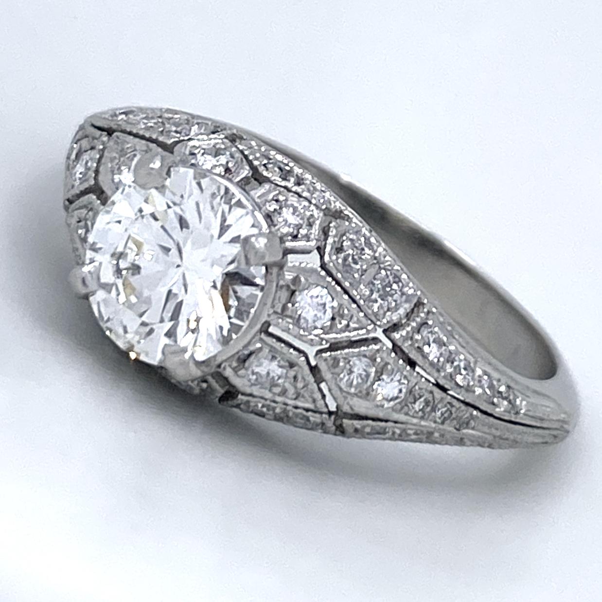 Contemporary GIA Certified H/VS2 1.03 Carat Diamond in Bombe Edwardian-Style Platinum Ring For Sale