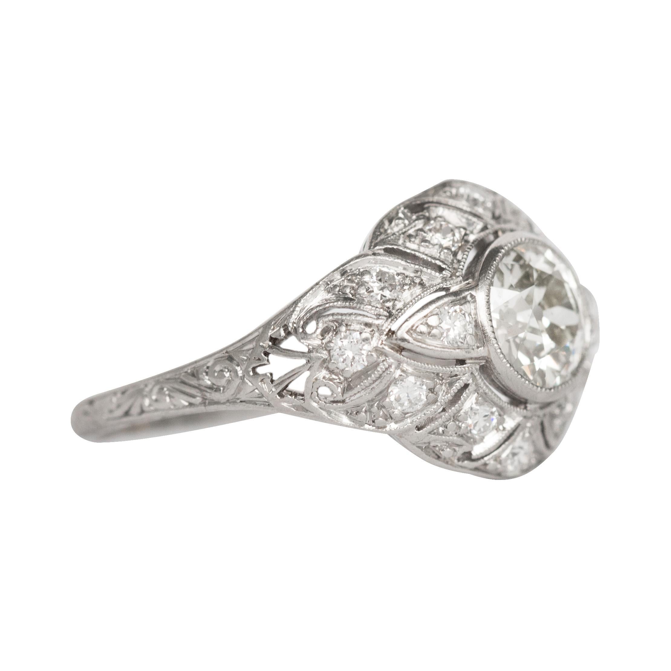 Art Deco GIA Certified 1.03 Carat Diamond Platinum Engagement Ring For Sale