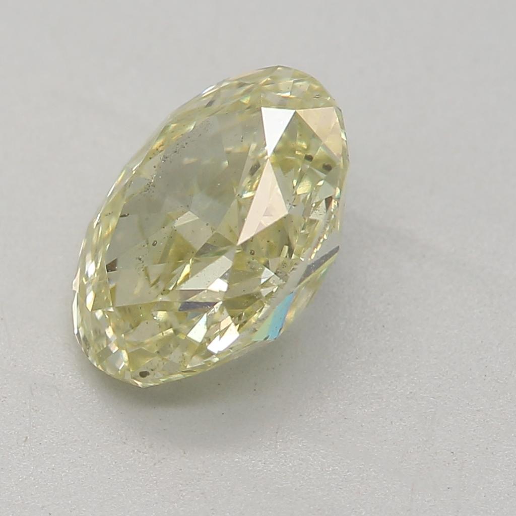 Diamante certificado por GIA de 1,03 quilates de color amarillo verdoso fantasía y claridad SI2 Corte oval en venta