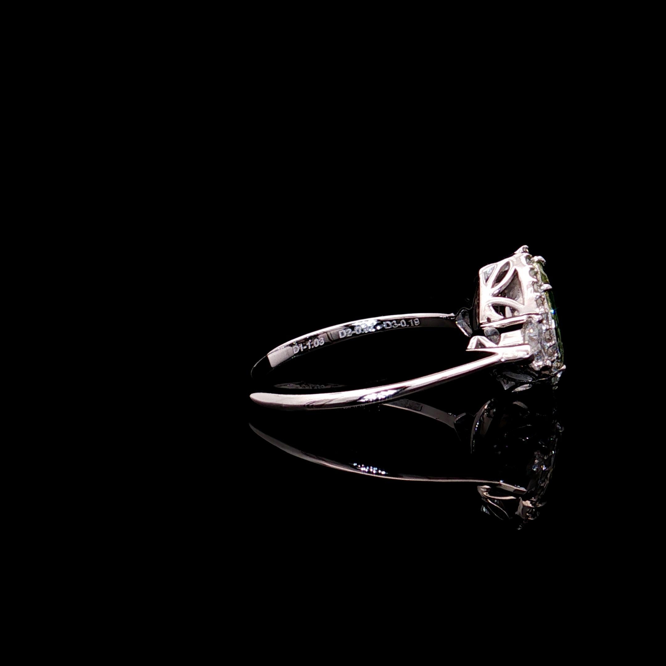 Anello con diamante SI1 certificato GIA da 1,03 carati Fancy Yellow Green in vendita 3