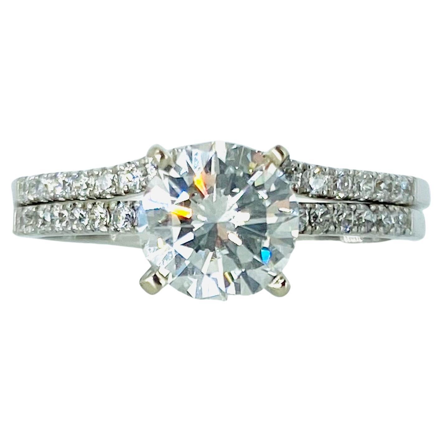 GIA Certified 1.03 Carat I/VVS2 Center Diamond Engagement Ring Set For Sale