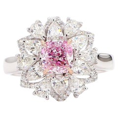 Bague en or 18 carats certifiée par la GIA et contenant un diamant rose léger de 1,03 carat