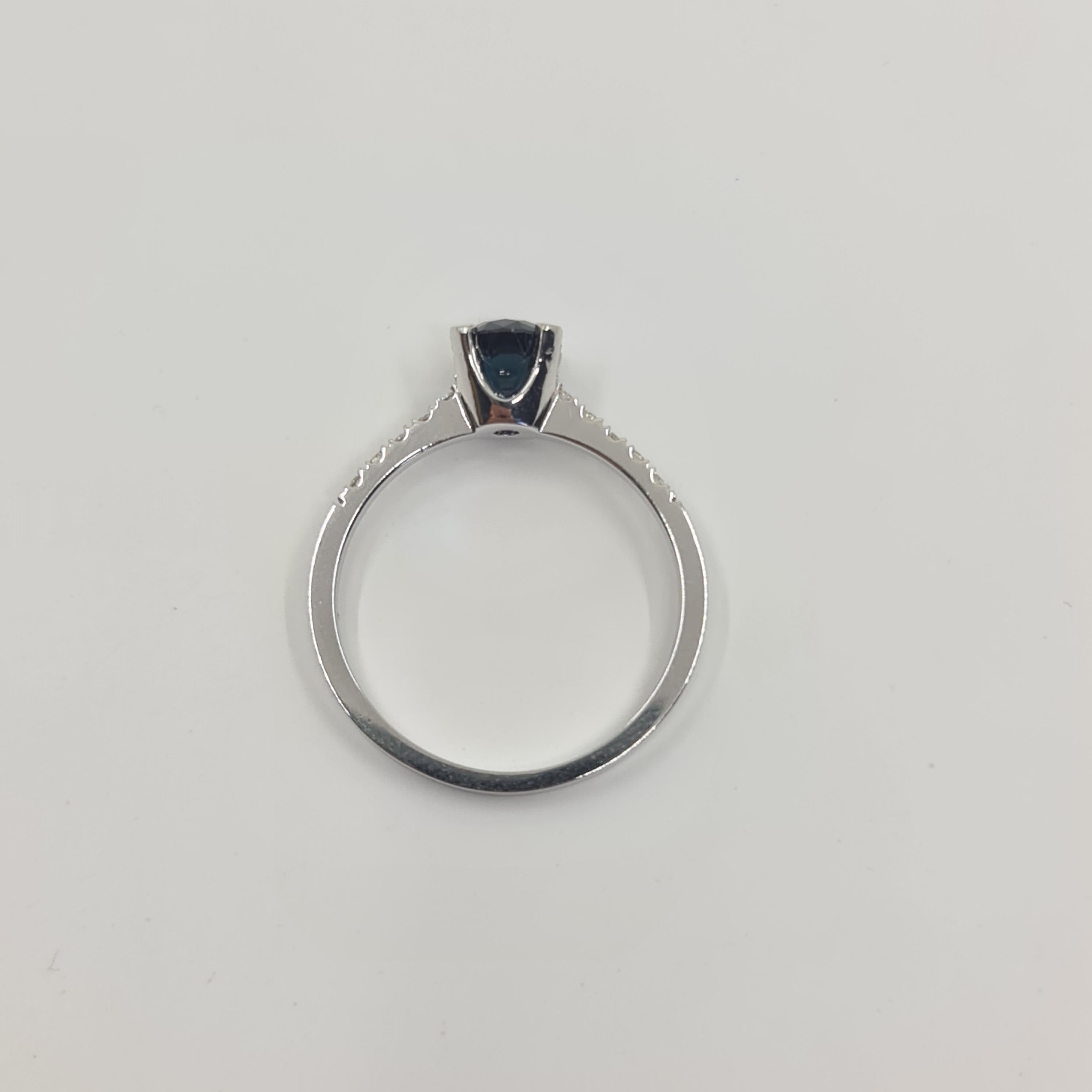 GIA Certified 1.03 Carat Natural, not heated, Sapphire and Diamonds Ring For Sale 2