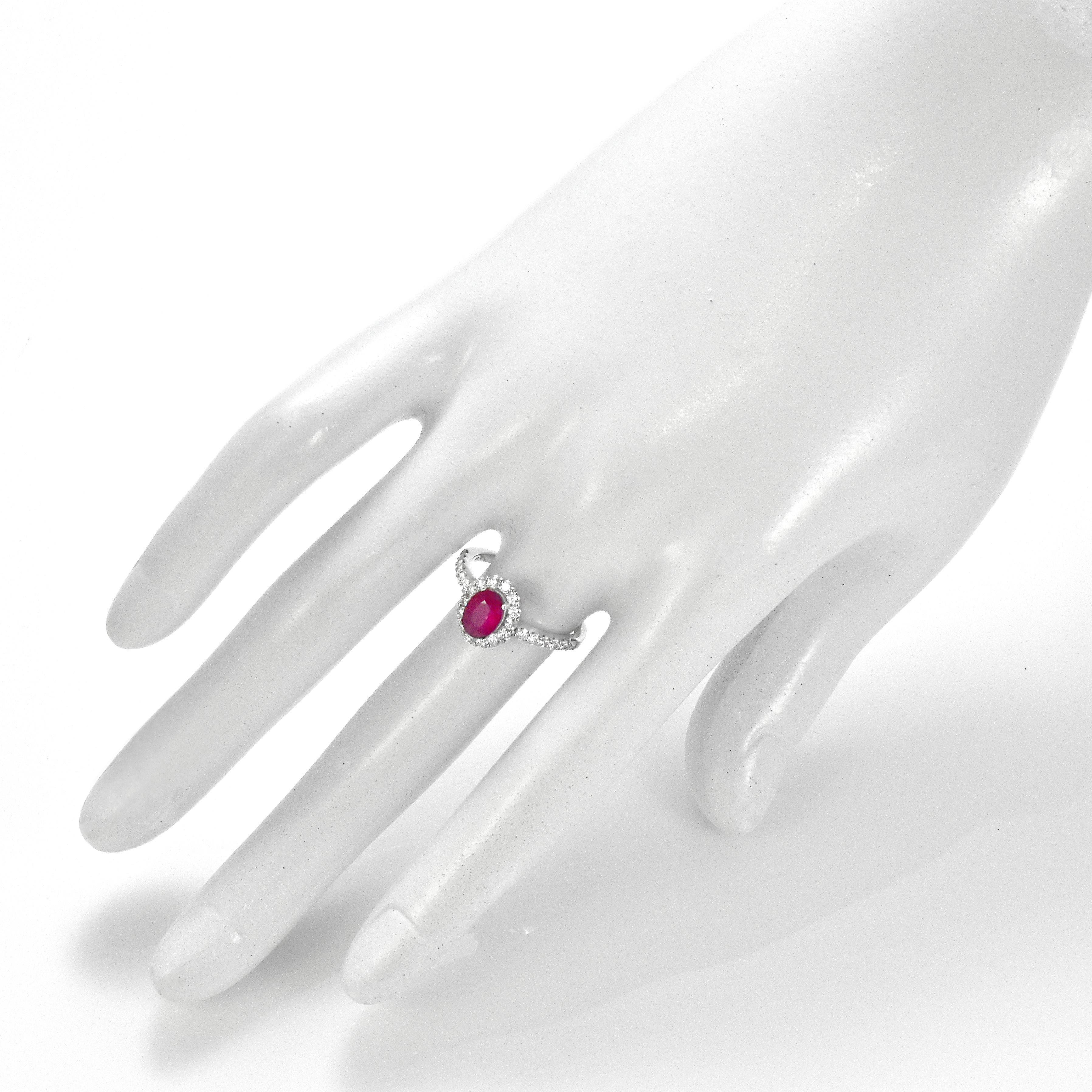 Women's GIA Certified 1.03 Carat Pigeon's Blood Red Burmese Ruby Ring Made in Platinum For Sale
