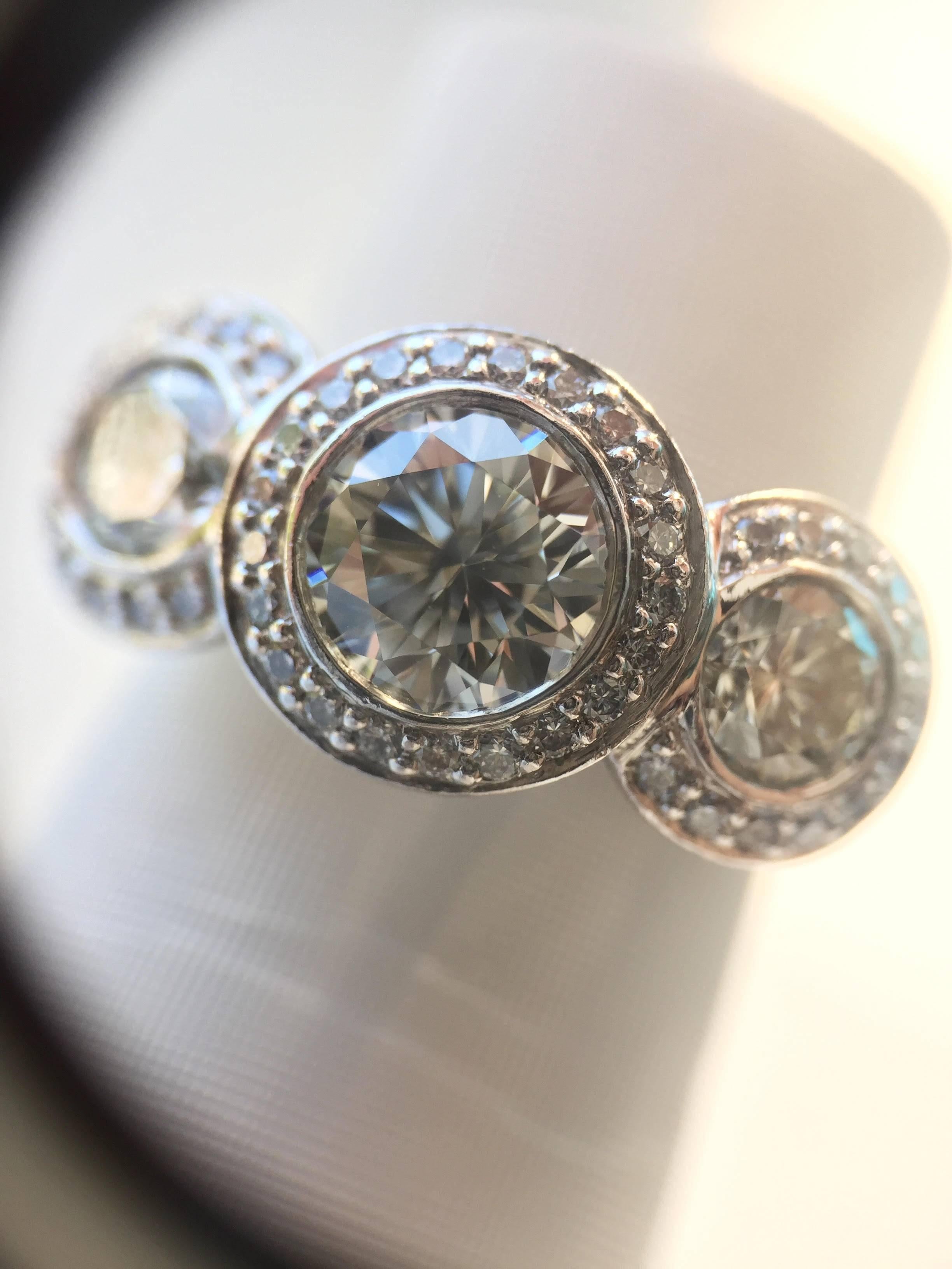 Modern GIA Certified 1.03 Carat Round Brilliant Diamond Three-Stone Ritani Ring For Sale