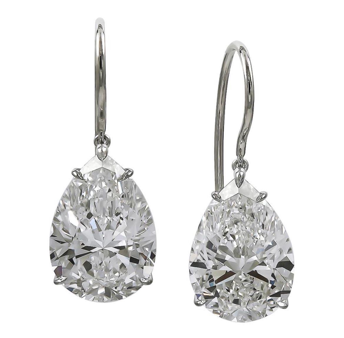 pear shaped diamond drop earrings