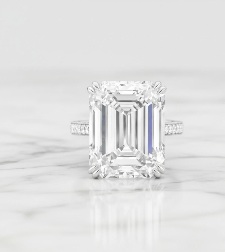 Taille émeraude Bague en diamant certifié GIA de 10,38 carats G/VS2 taille émeraude en vente