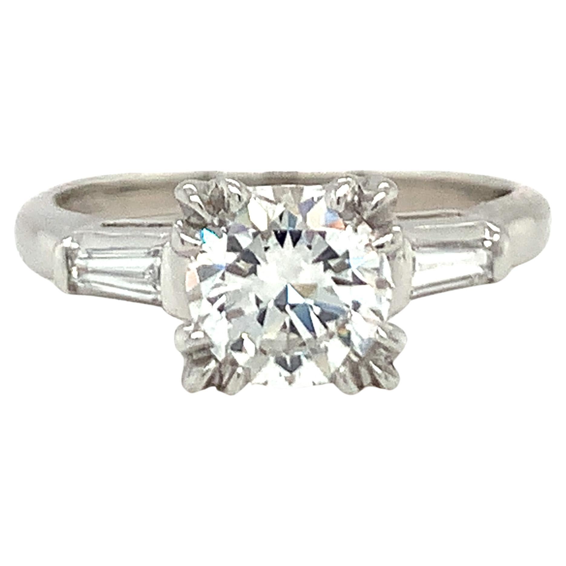 GIA Certified 1.04 Carat Diamond Platinum Engagement Ring For Sale