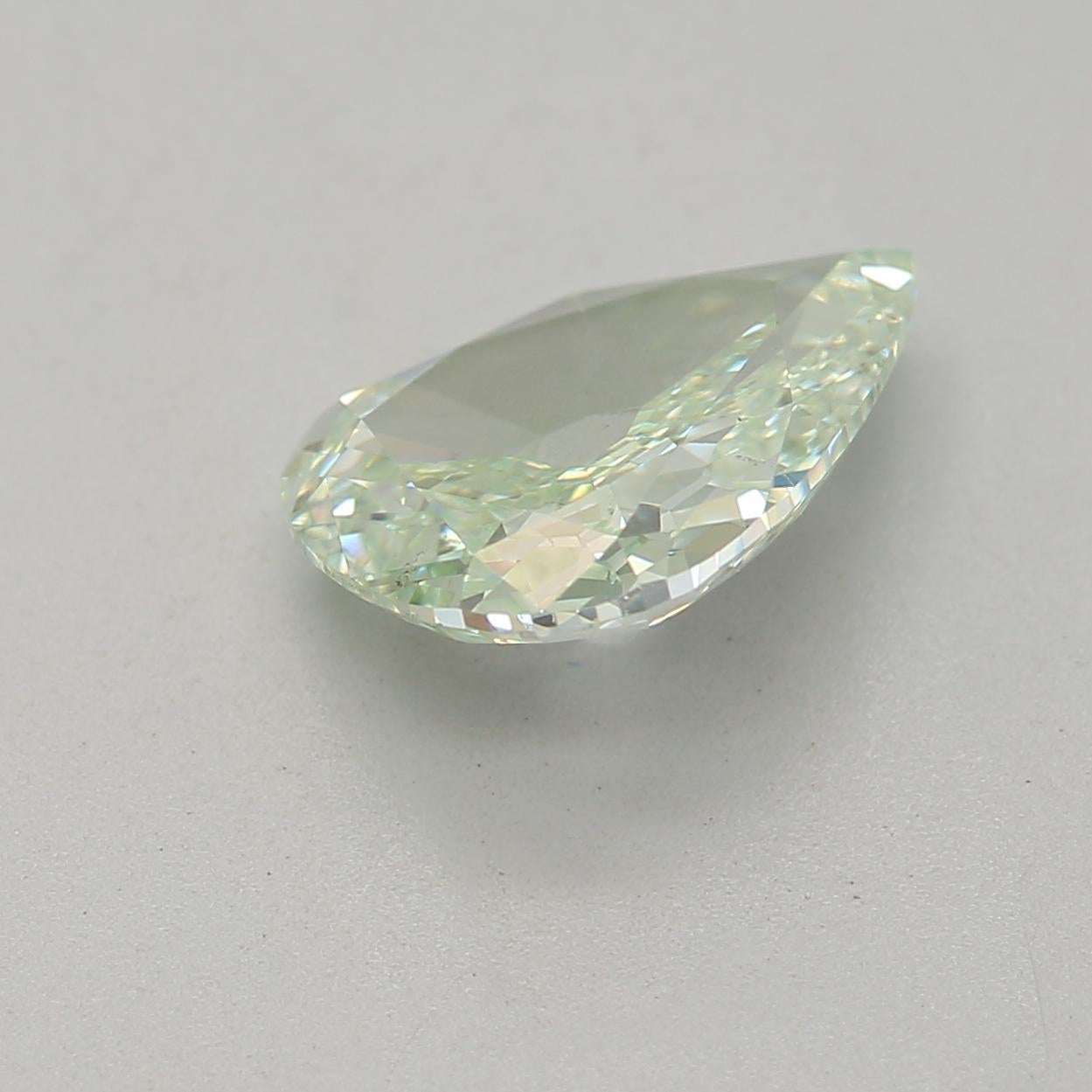 GIA Certified 1.04 Carat Fancy Light Yellowish Green SI1 Clarity Diamond In New Condition For Sale In บางรัก, TH