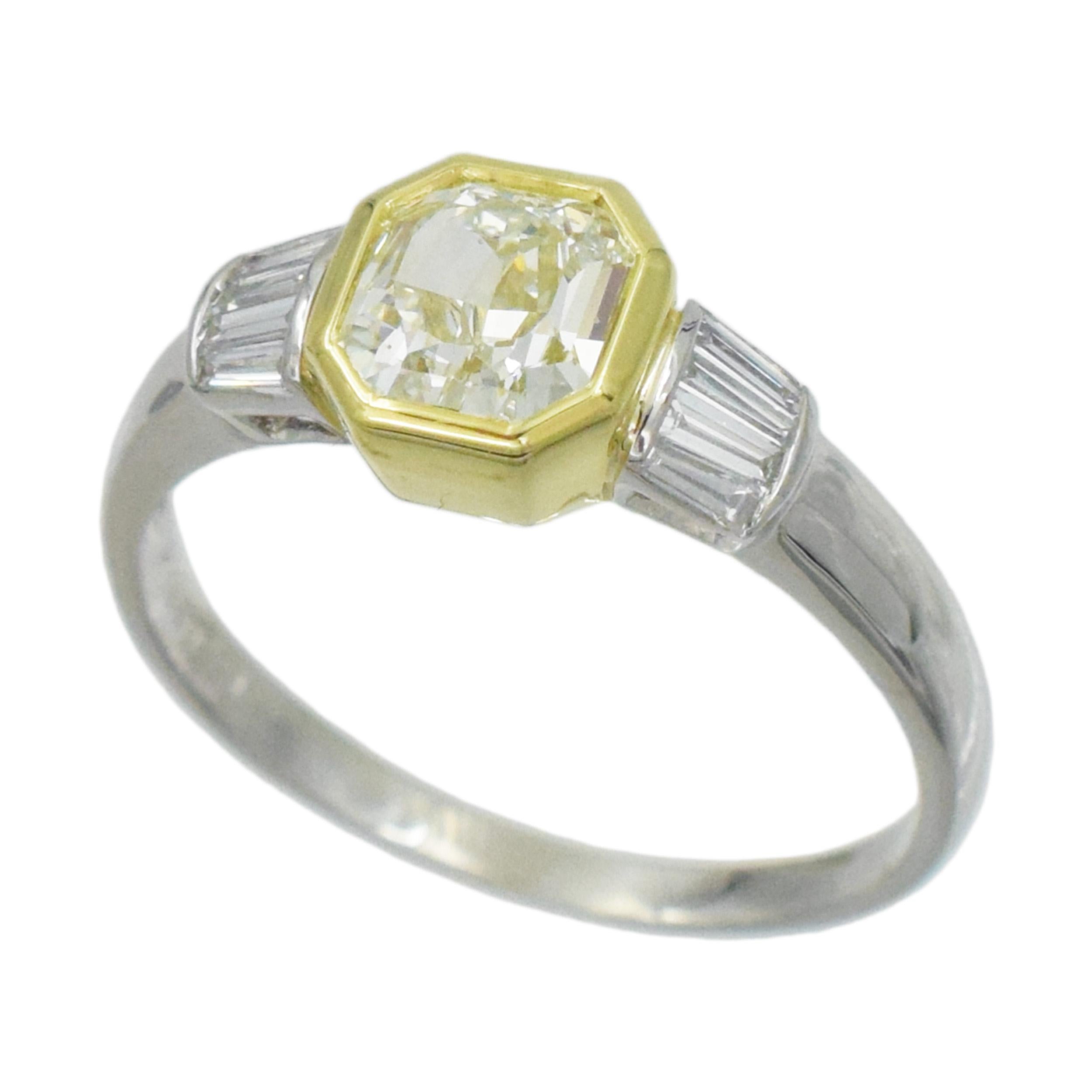 Women's or Men's GIA certified  1.04 carat Light Green  Diamond  Ring For Sale