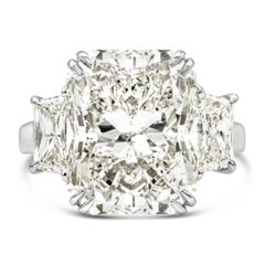 Bague de fiançailles à trois pierres en diamant taille radiant de 10.44 carats certifié GIA