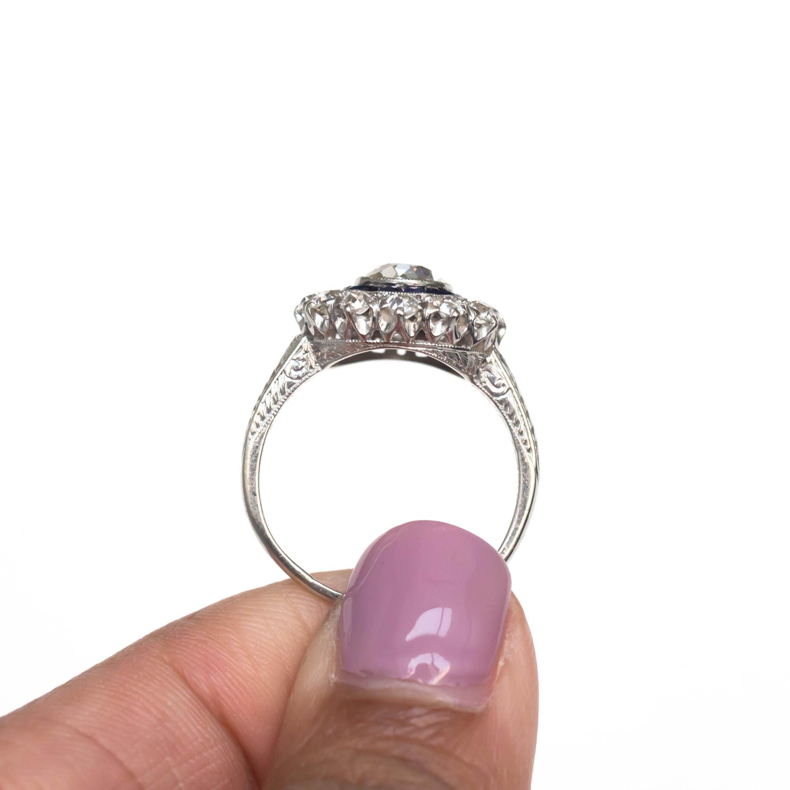 Women's GIA Certified 1.05 Carat Diamond Platinum Engagement Ring For Sale
