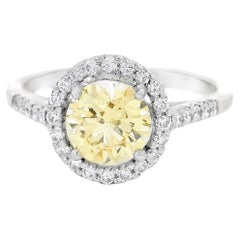 Anillo de diamantes amarillo fantasía de 1,05 quilates y claridad SI1 certificado por el GIA