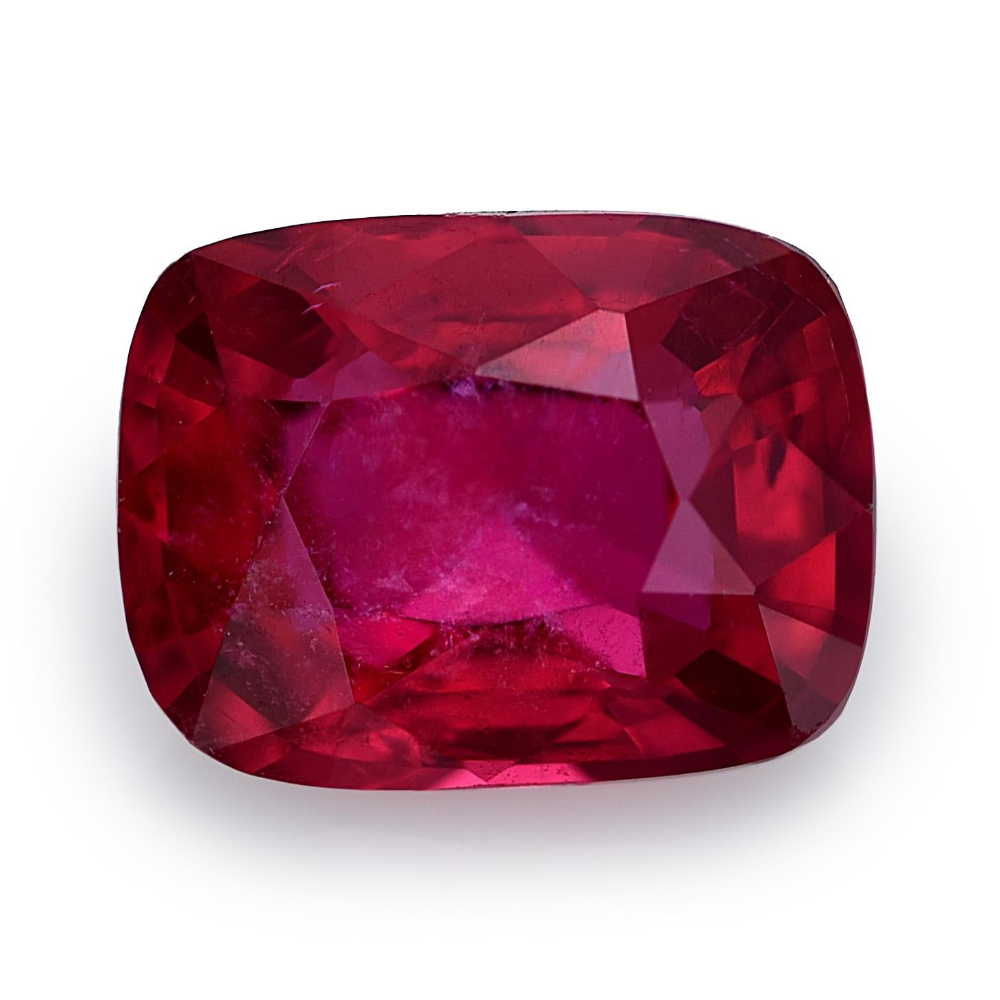 Women's or Men's GIA Certified 1.05 Carats Unheated Mozambique Ruby For Sale