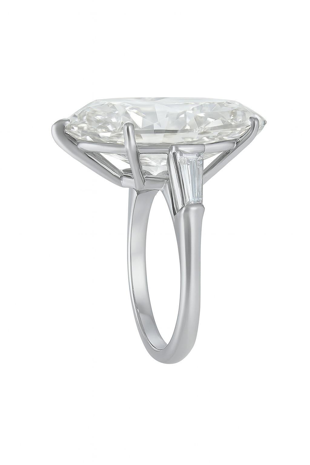 Anillo de platino con diamante Golconda de talla pera tipo IIa de 10,50 quilates certificado por GIA Corte pera en venta