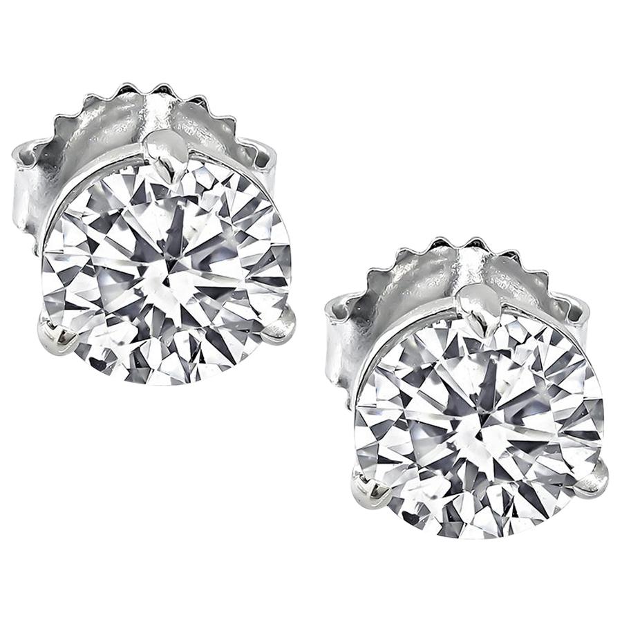 GIA Certified 1.06 Carat and 1.07 Carat Diamond Stud Earrings For Sale