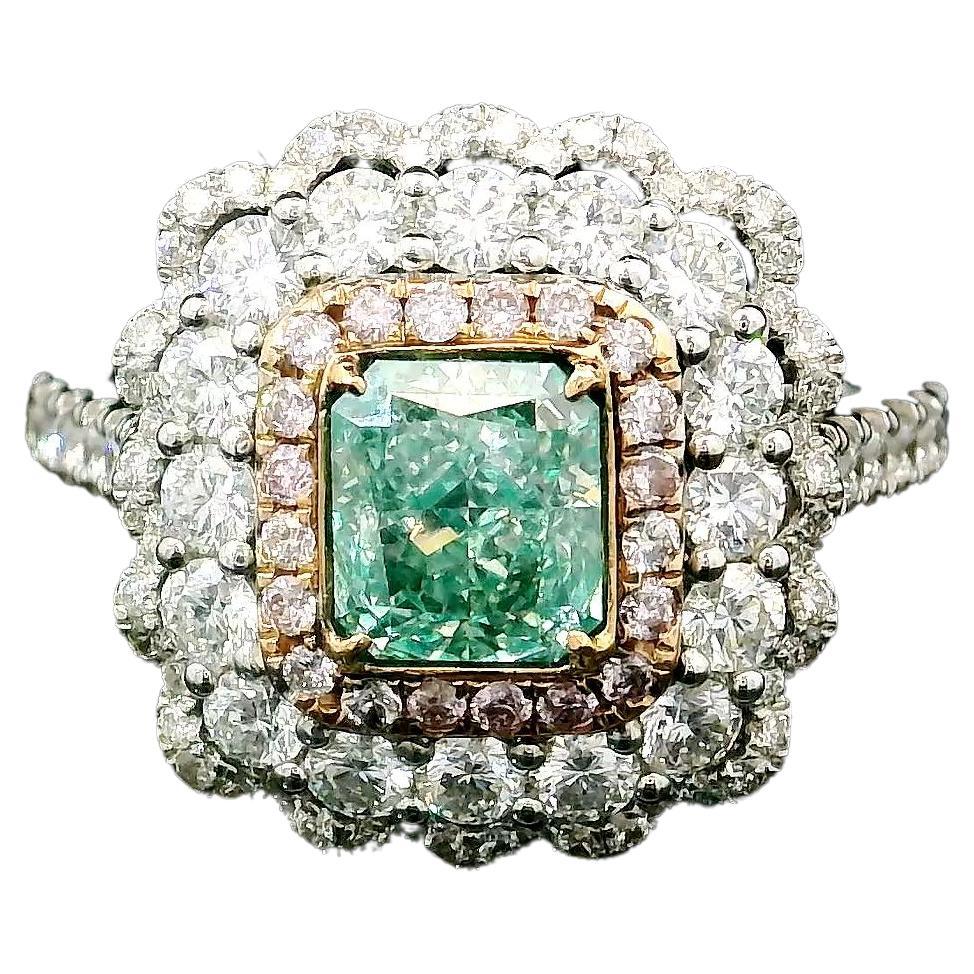 GIA Certified 1.06 Carat Fancy Yellow Green VS2 Clarity Diamond Ring For Sale
