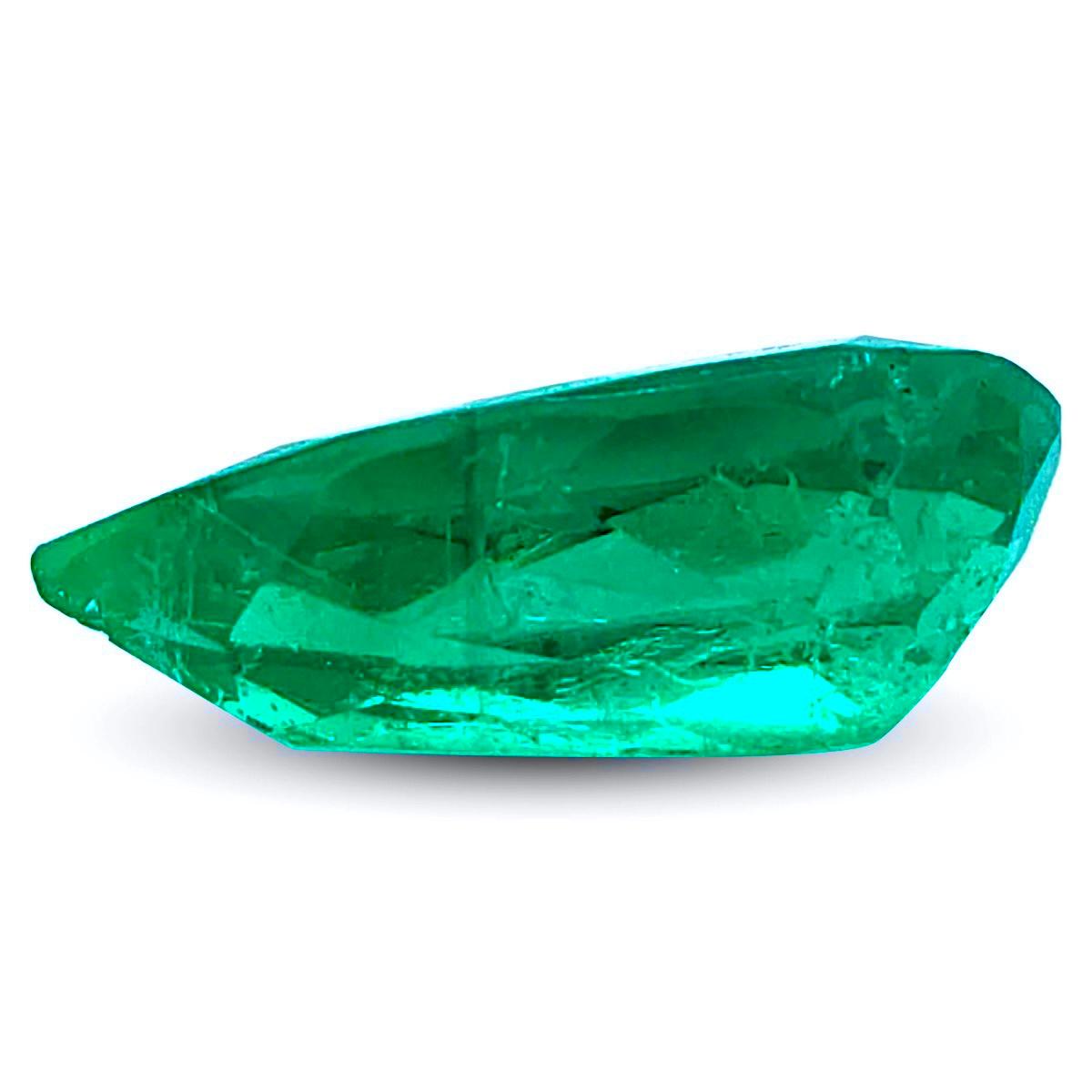 GIA Certified 1.06 Carat Natural Colombian Emerald  In New Condition For Sale In Los Angeles, CA