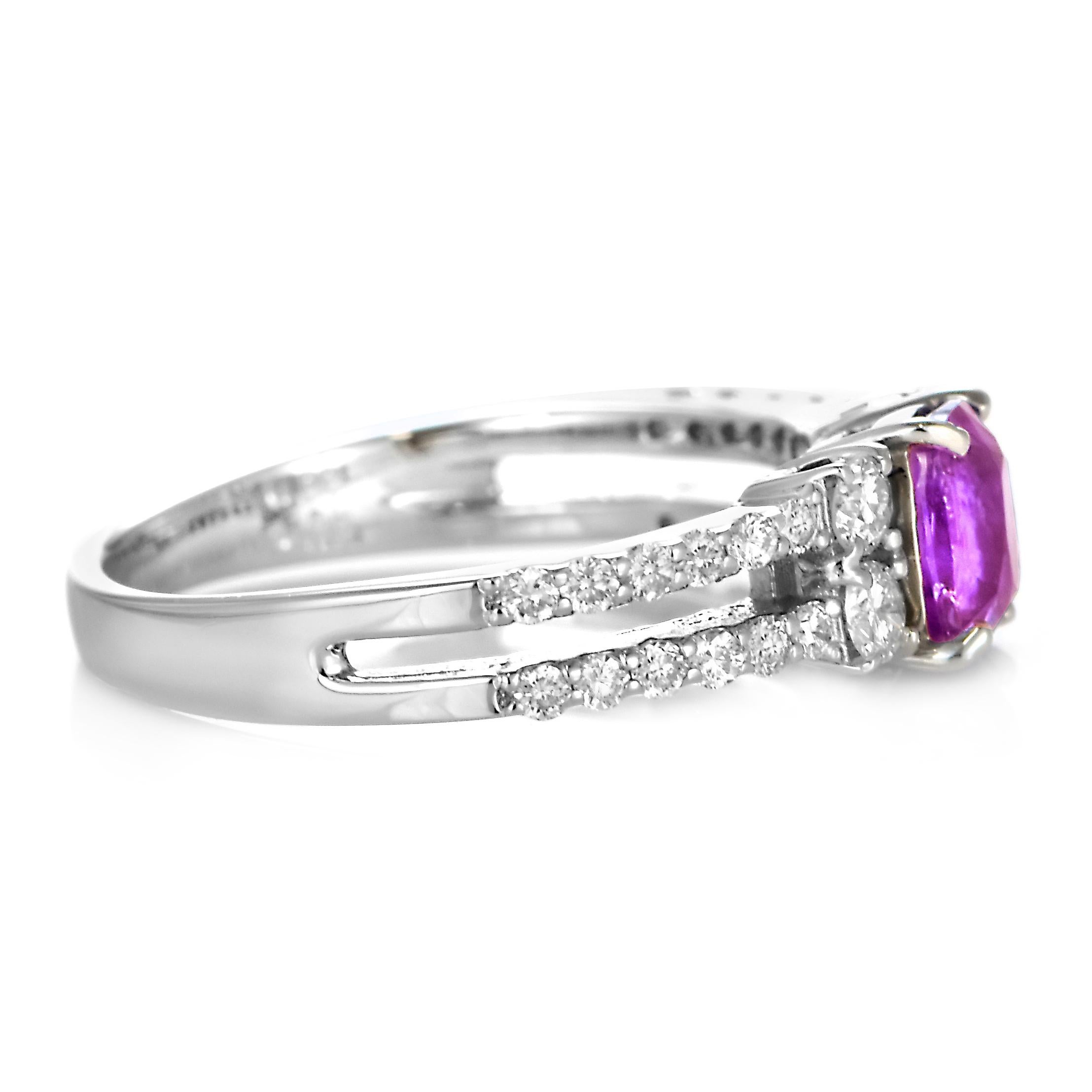 GIA Certified 1.06 Carat Unheated Pink Sapphire & Diamond Ring Made in Platinum For Sale 3