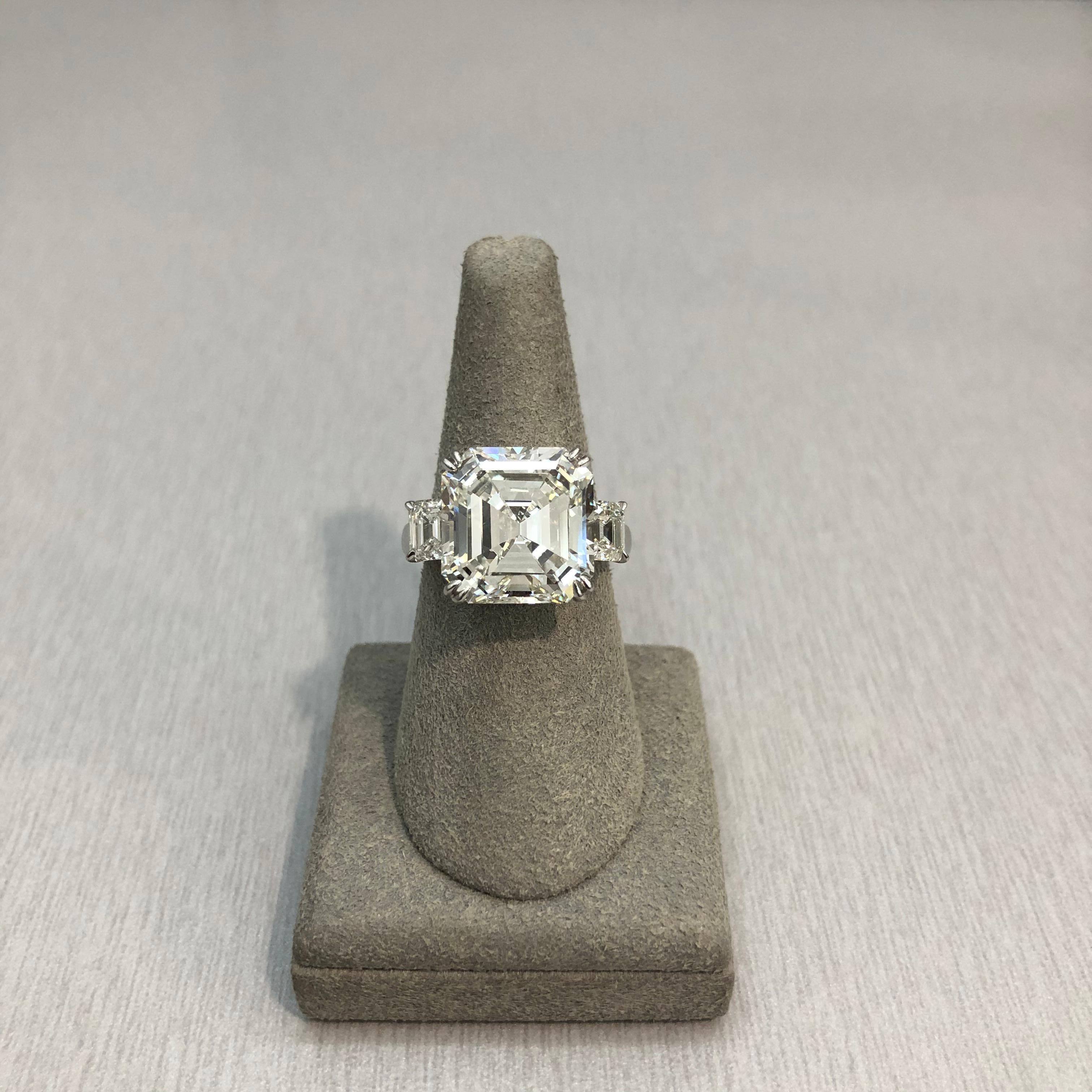 GIA Certified 10.61 Carat Emerald Cut Diamond Three-Stone Engagement Ring In New Condition In New York, NY