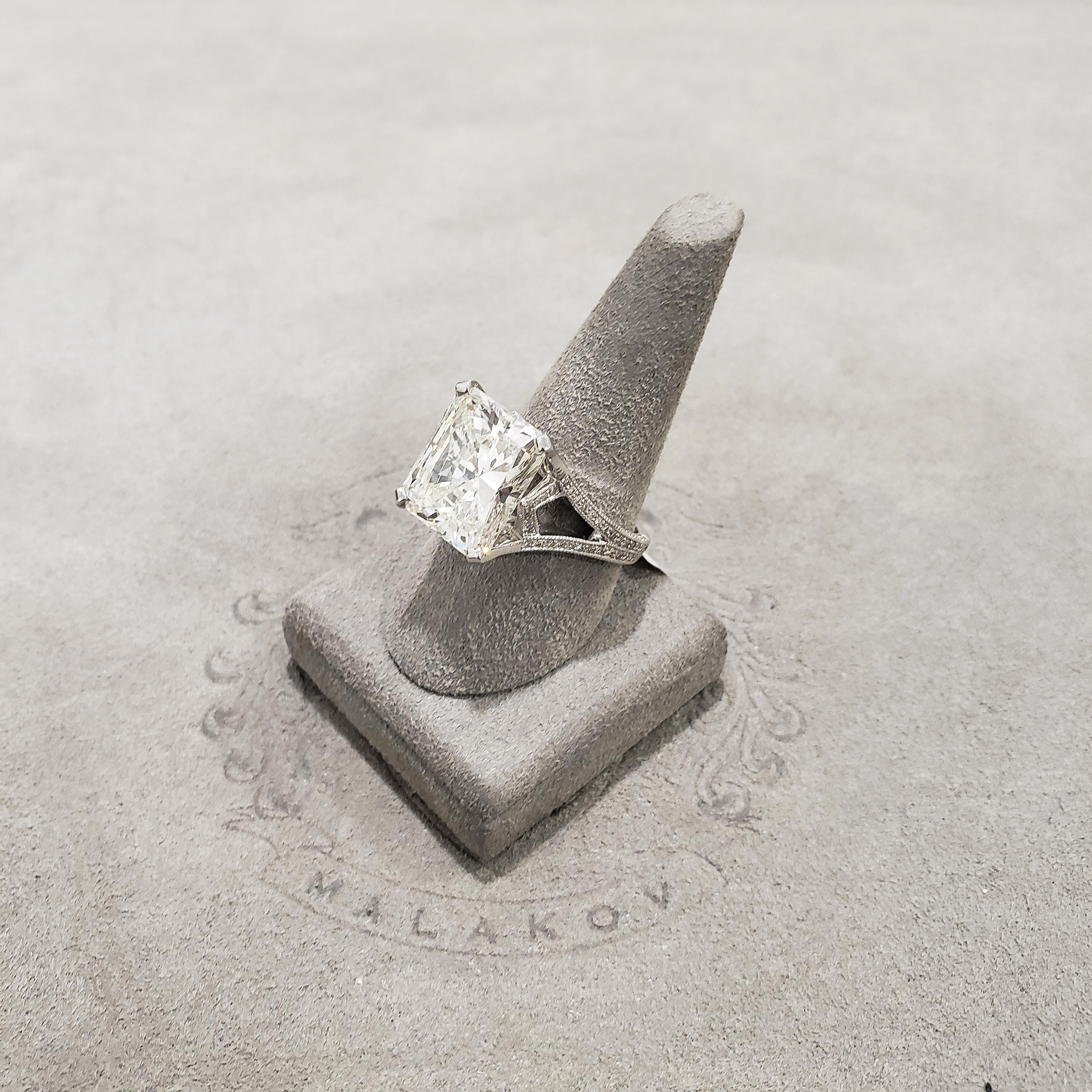 Roman Malakov GIA Certified 10.65 Carat Radiant Cut Diamond Engagement Ring For Sale 1