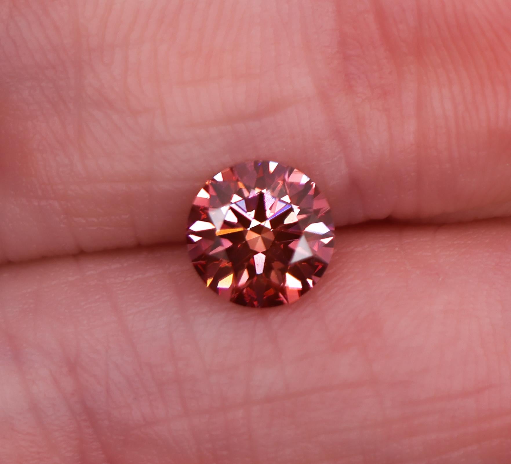 Brilliant Cut GIA Certified 1.07 Carat Deep Pink Diamond Earth Mined Brilliant Round 6.5x4mm For Sale